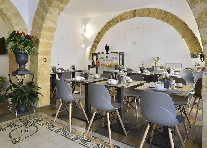 מלון דירות Viacolvento 4*